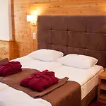 Baron - Museum Hotel Yaremche