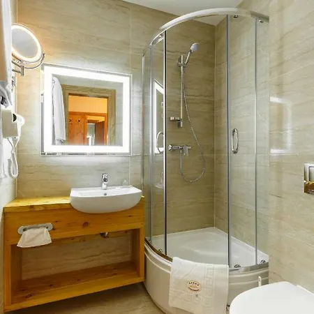 Hotel Baron - Museum 3*